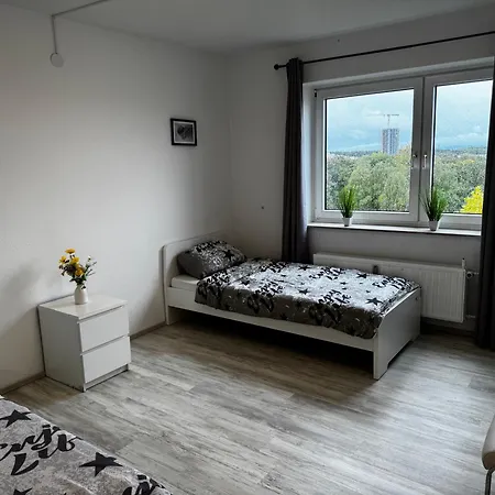 Kaiser-rooms Stralsunder Ring 18